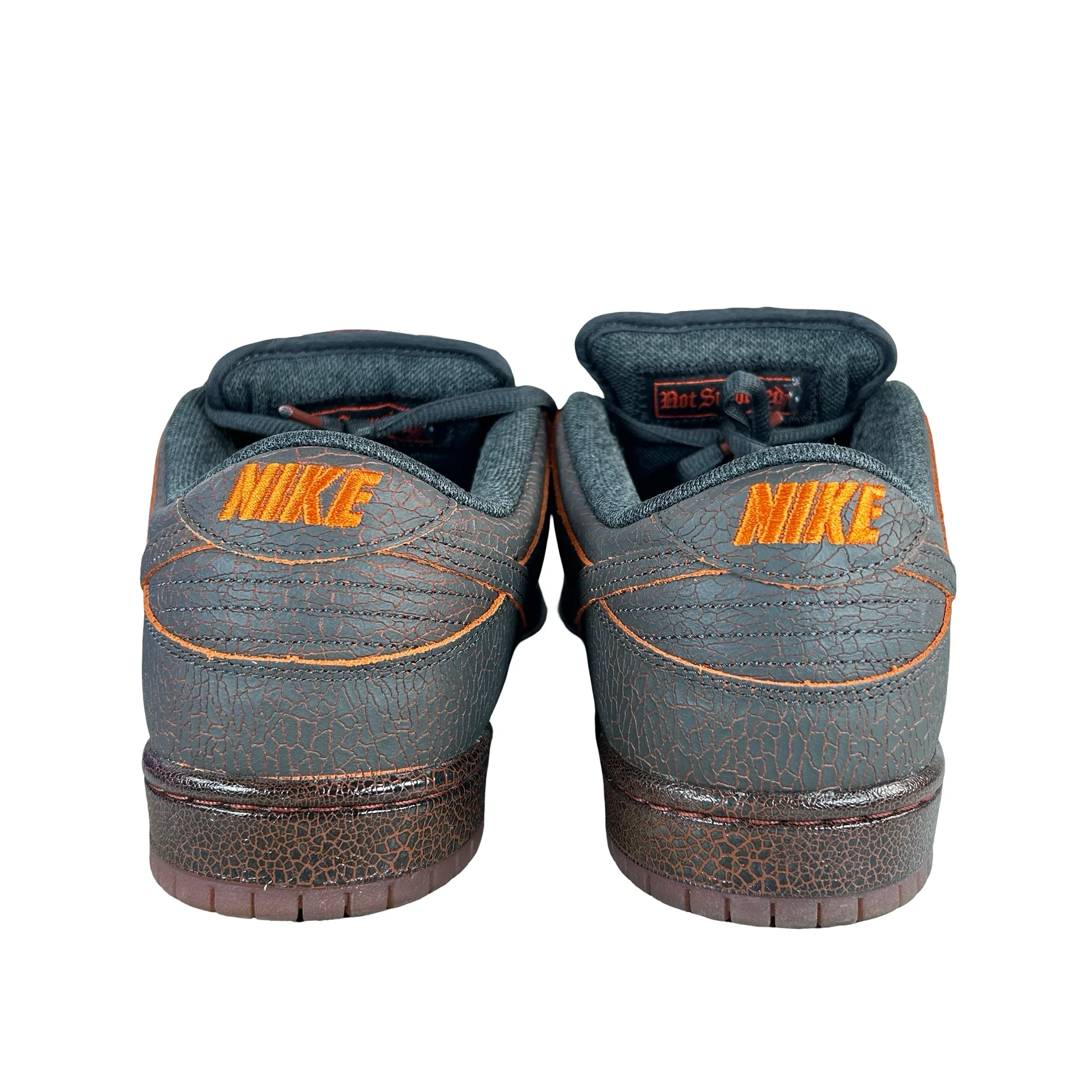 HV1668 001 Nike Dunk SB Low Krampus [USED] - 11 M (Used) - Image 3