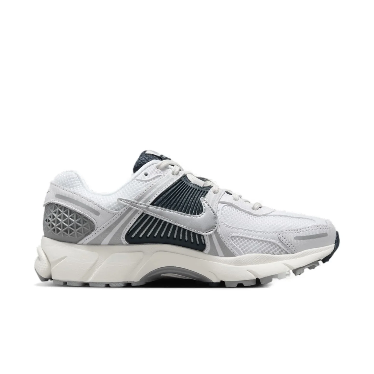 HV2412 100 Nike Zoom Vomero 5 White Armory Navy (Women's) - Image 2