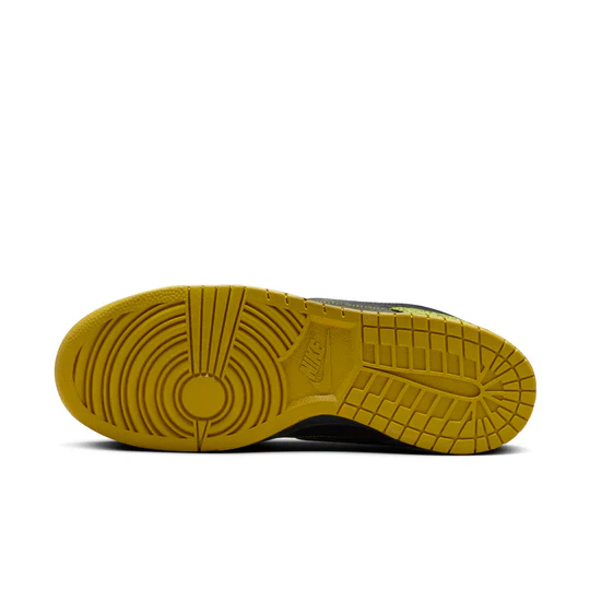 HV6103 300 Nike Dunk Low QS Halloween Skull [NO BOX] - Image 6