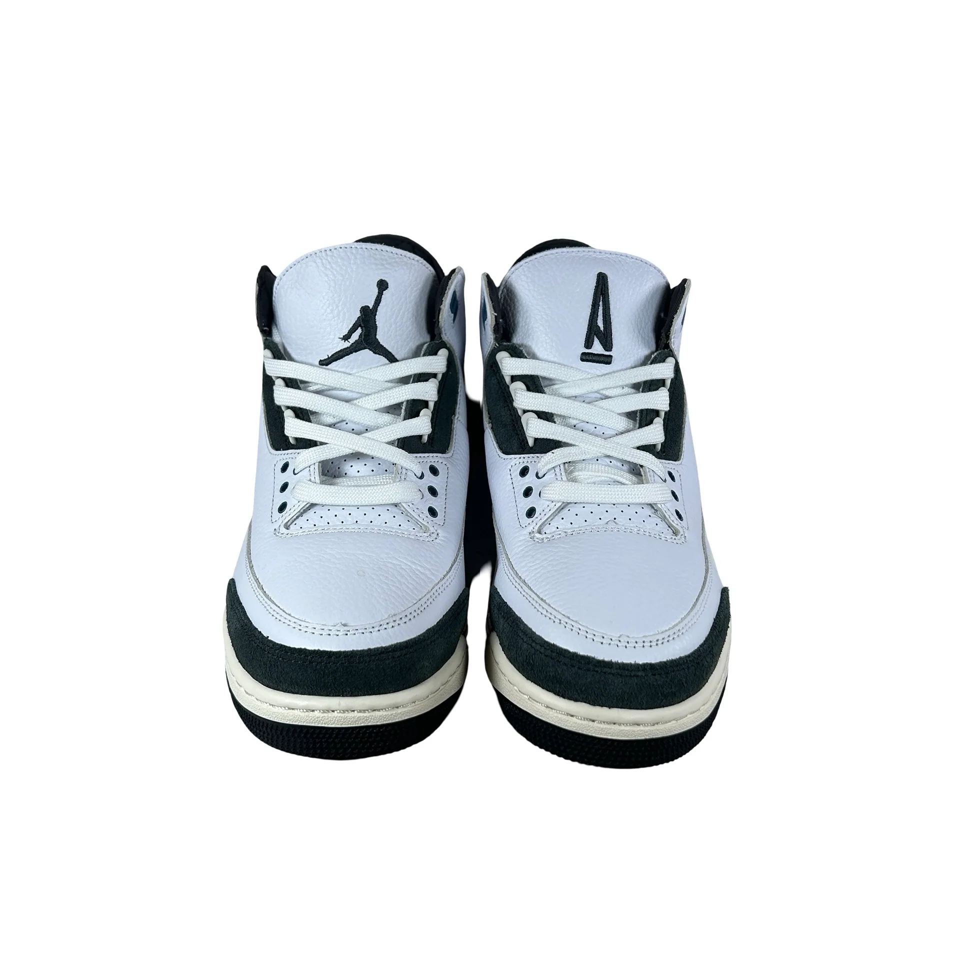 HV8571 100 Jordan 3 Retro OG SP A Ma Maniére Diffused Blue [USED] - 9.5 M (Used) - Image 2
