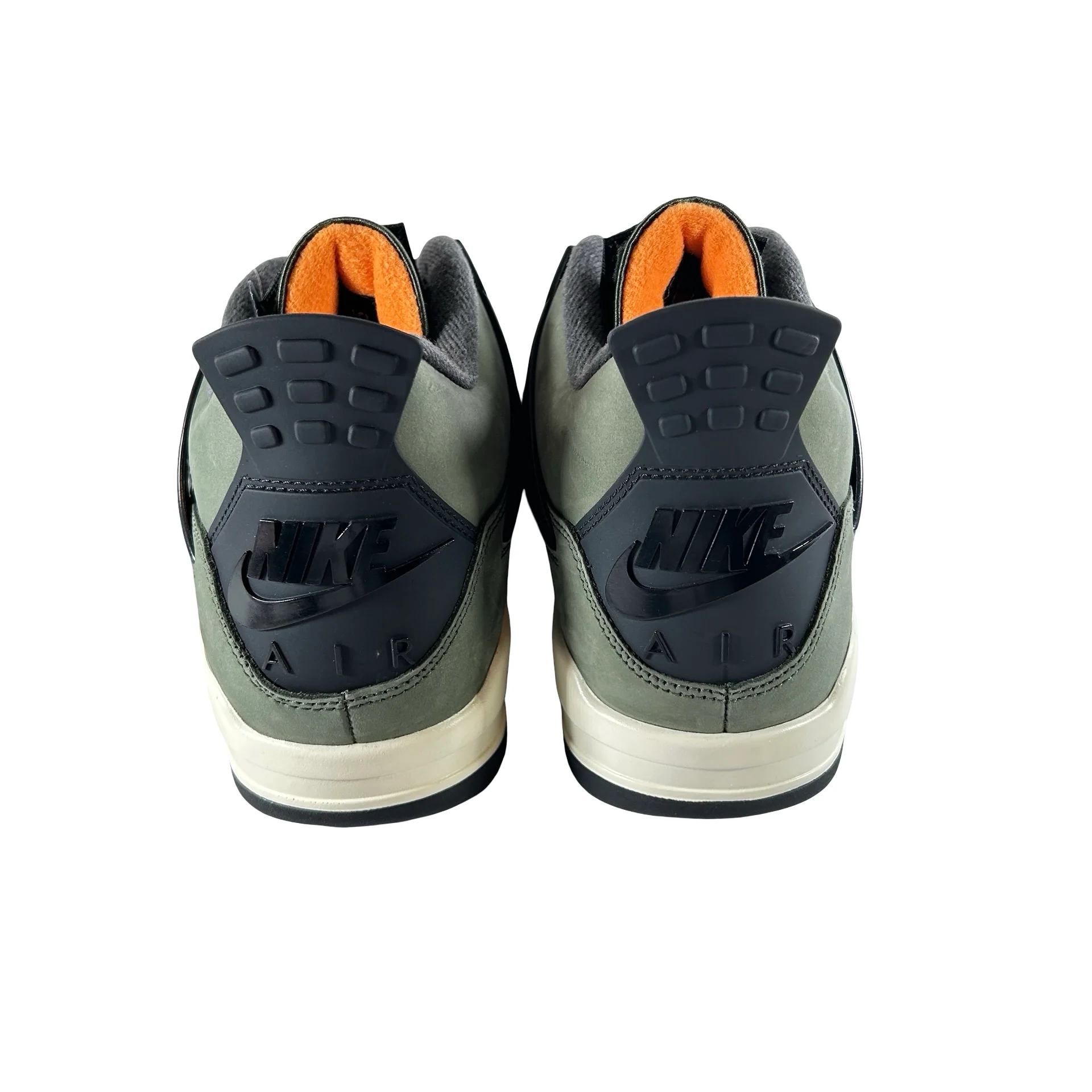 IB1519 200 Jordan 4 Retro OG SP Undefeated (2025) [CONDITIONAL] - 11 M (Scuff On Toebox) - Image 3