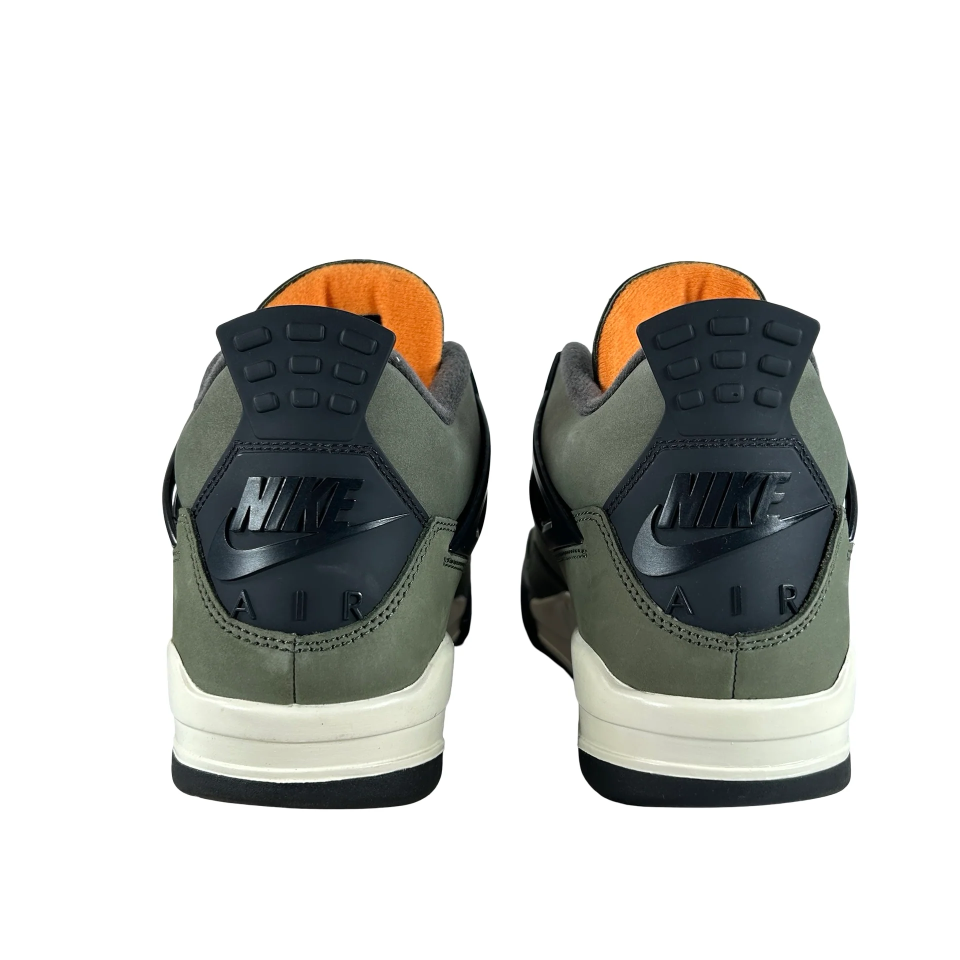 IB1519 200 Jordan 4 Retro OG SP Undefeated (2025) [USED] - 10 M (Used4) - Image 3