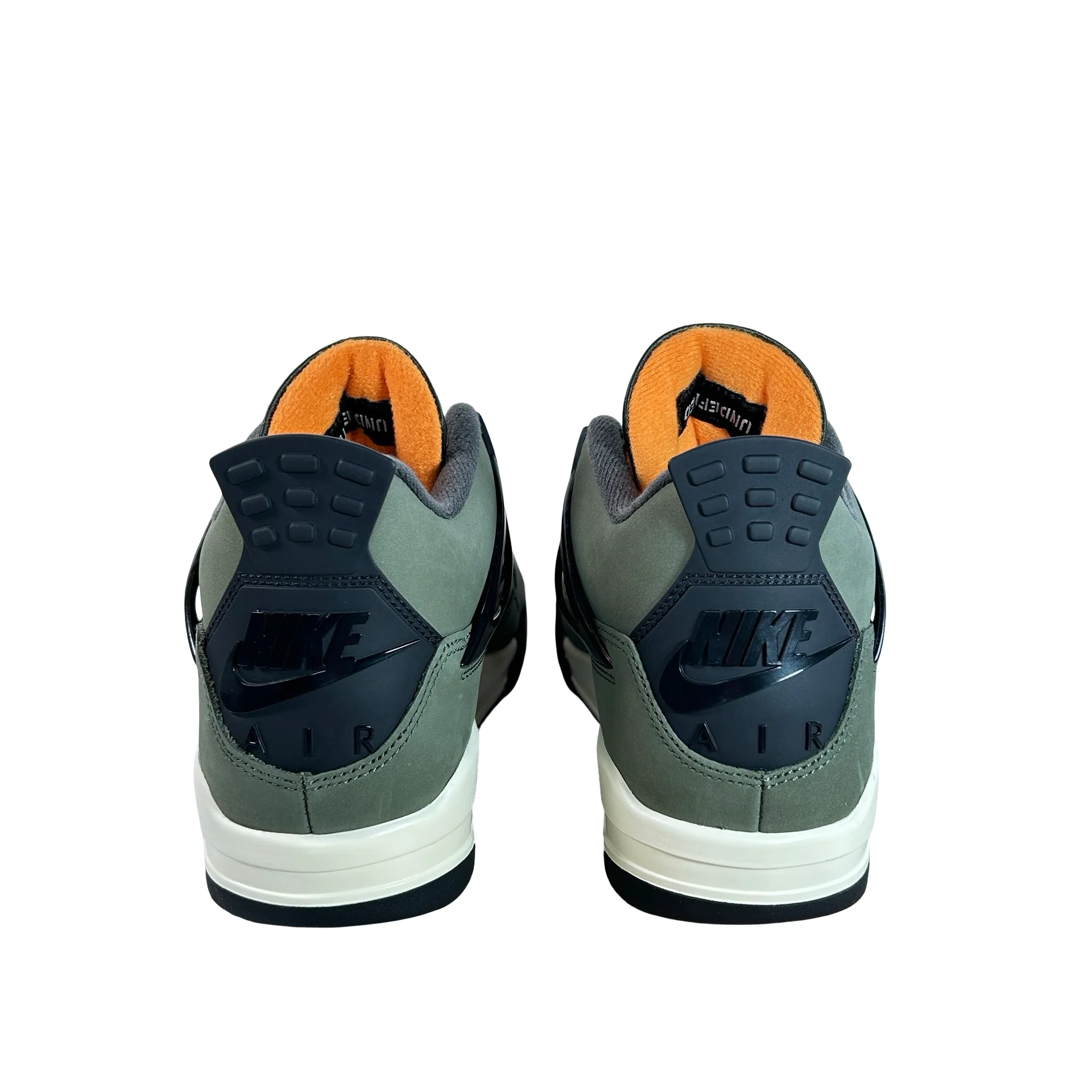 IB1519 200 Jordan 4 Retro OG SP Undefeated (2025) [USED] - 10 M (Used9) - Image 3