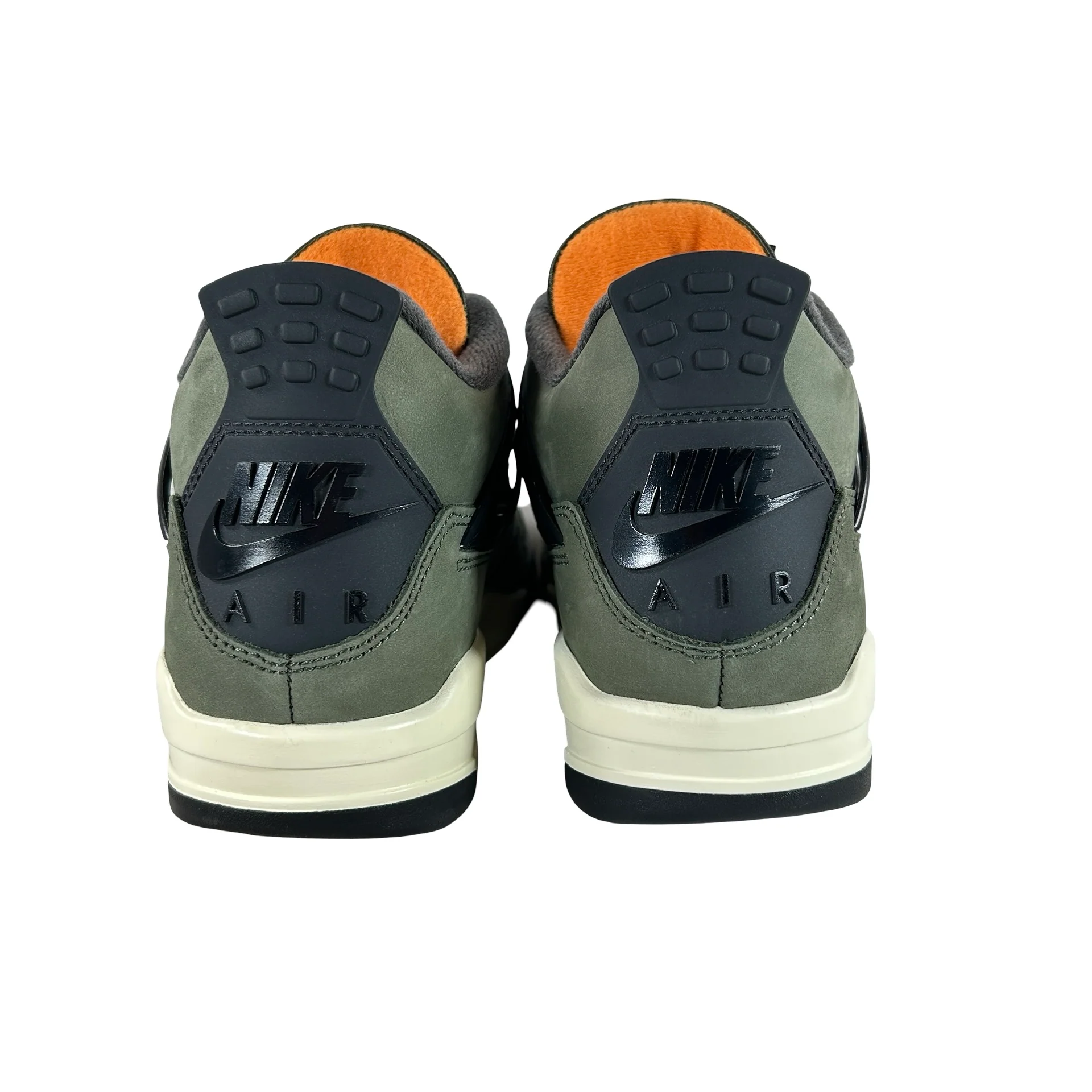 IB1519 200 Jordan 4 Retro OG SP Undefeated (2025) [USED] - 6.5 M (Used) - Image 3