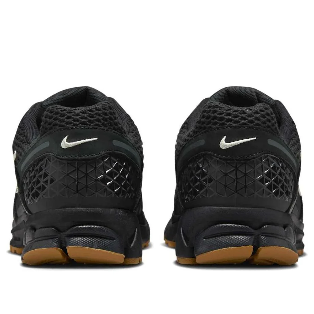 IB4005 010 Nike Zoom Vomero 5 Black Gum - Image 5