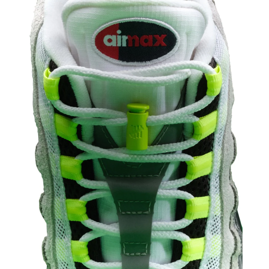 IB4523 004 Nike Air Max 95 SP Undefeated Geo NYC Neon - Image 3