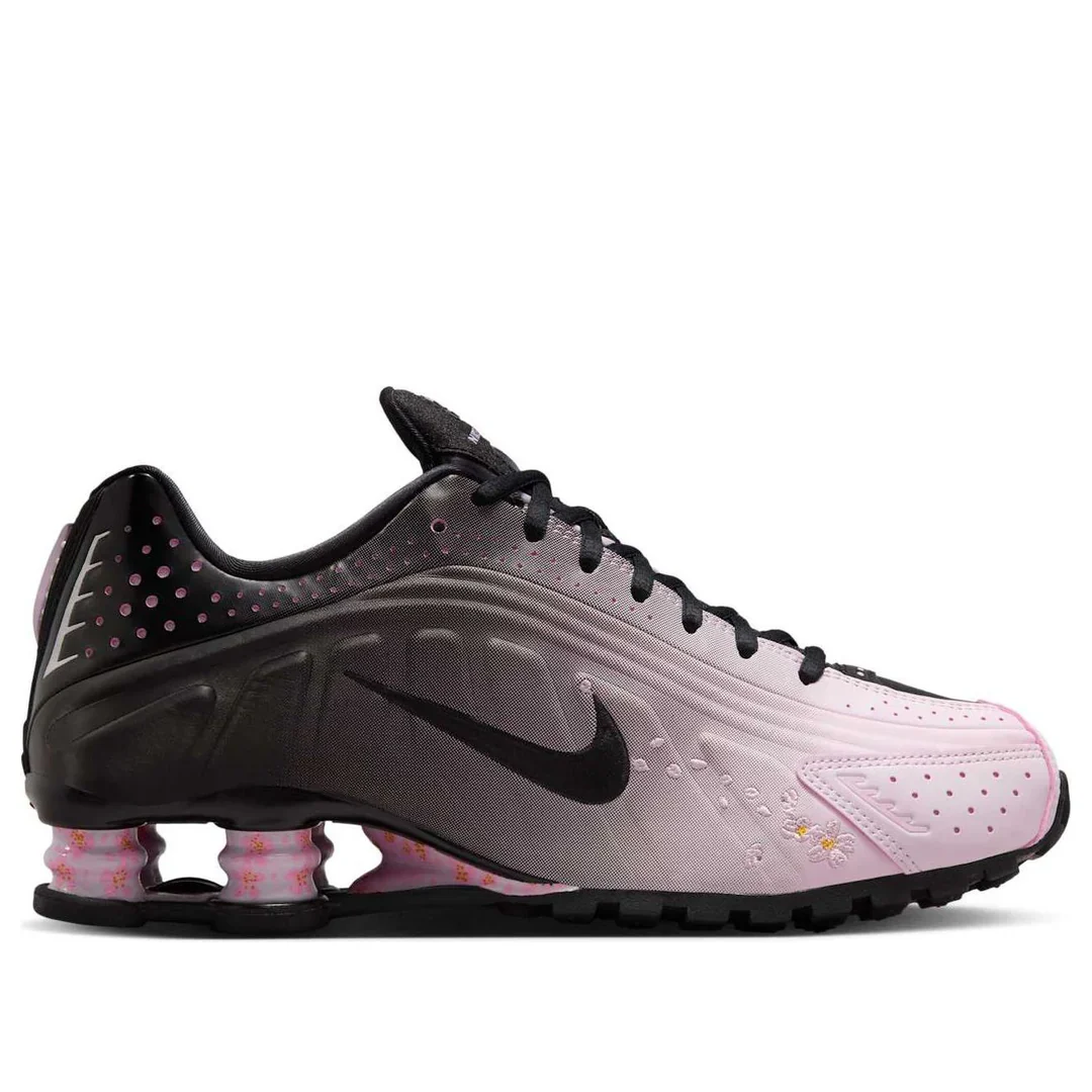 IB8872 600 Nike Shox R4 Sakura (Women's) [CONDITIONAL] [NO BOX] - Image 2