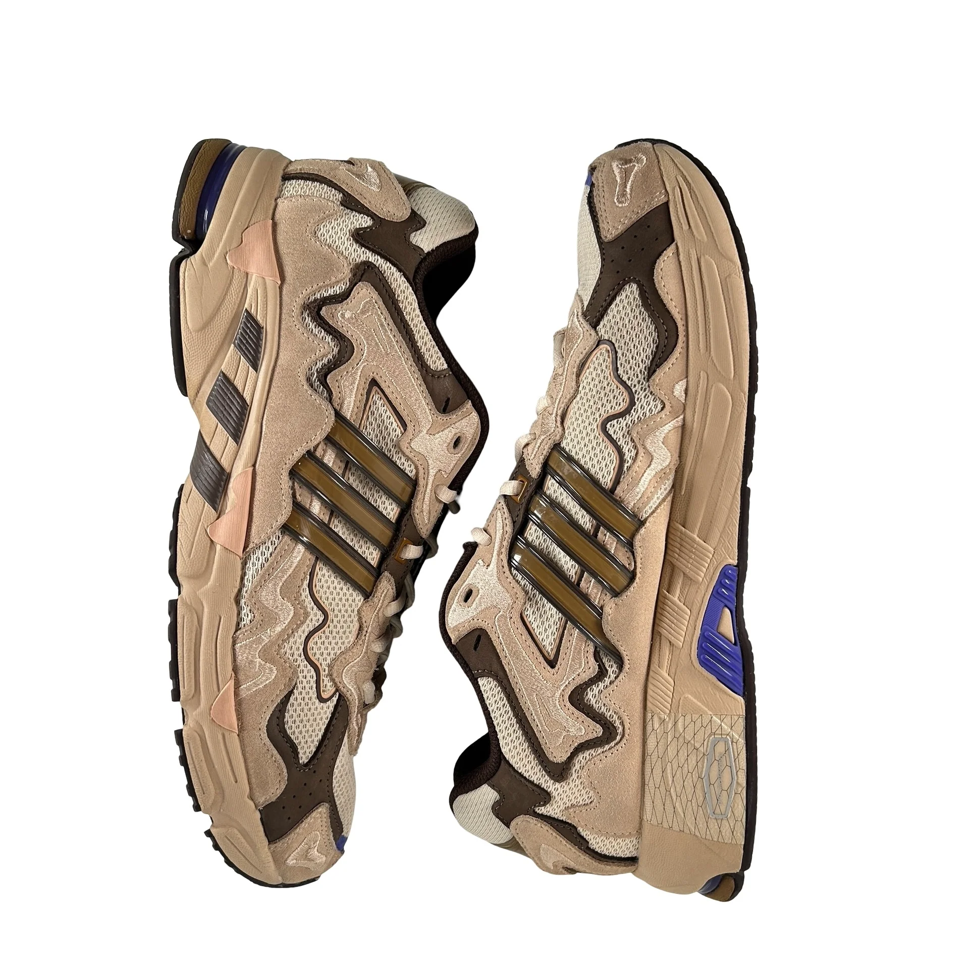 ID0780 adidas Response CL Bad Bunny Paso Fino [USED] - 13 M (Used) - Image 4