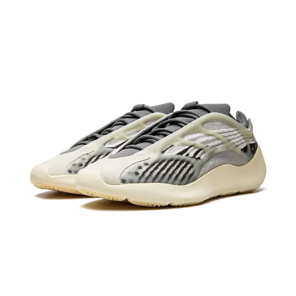 ID1674 adidas Yeezy 700 V3 Fade Salt - Image 3