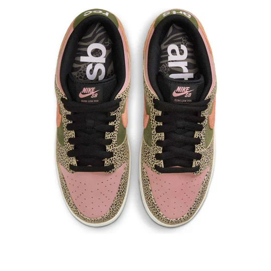 IH3211 200 Nike SB Dunk Low Arts-Rec (Special Box) - Image 3