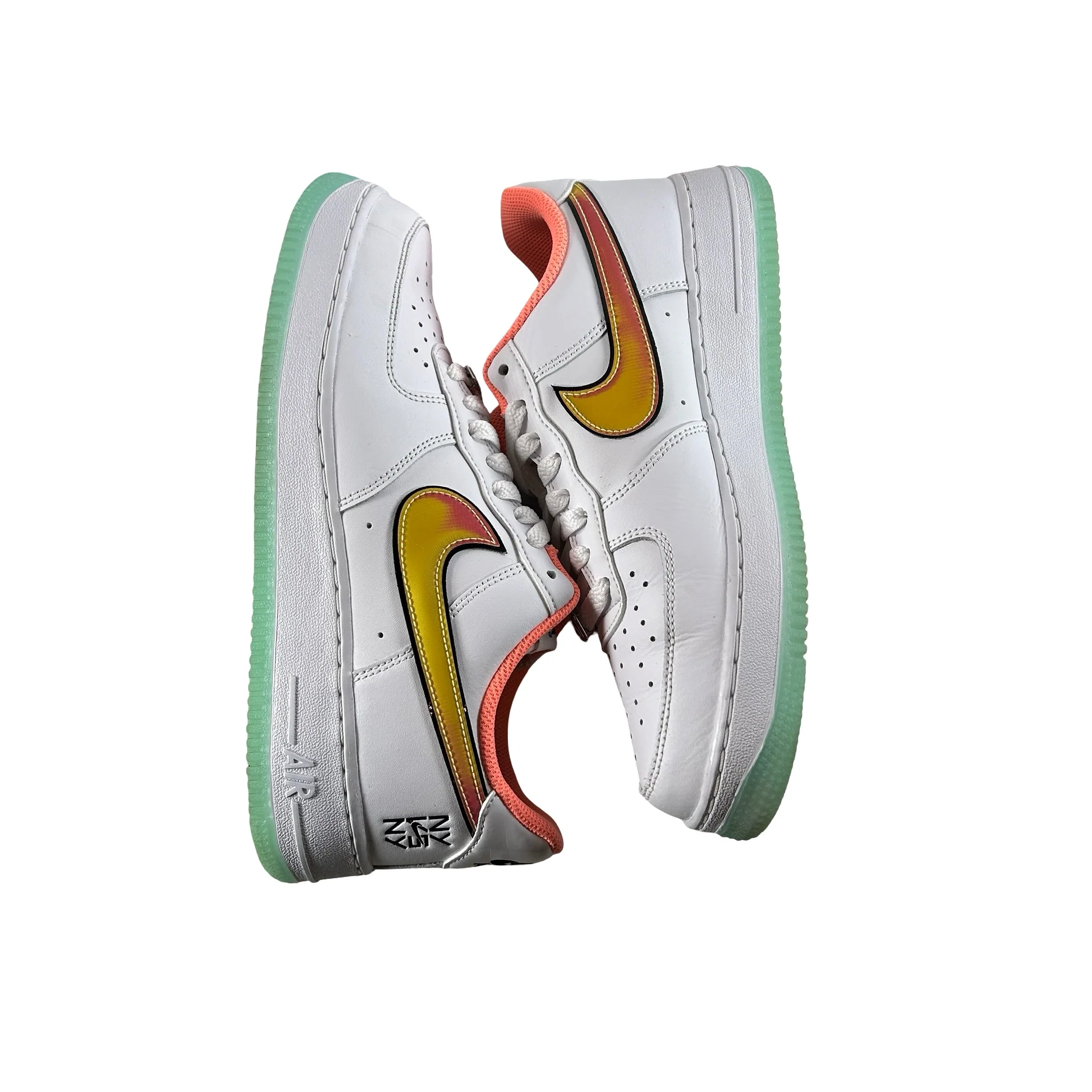 IH4962 100 Nike Air Force 1 Low NY vs. NY White Crimson Pulse [USED] - 8.5 M (Used) - Image 4