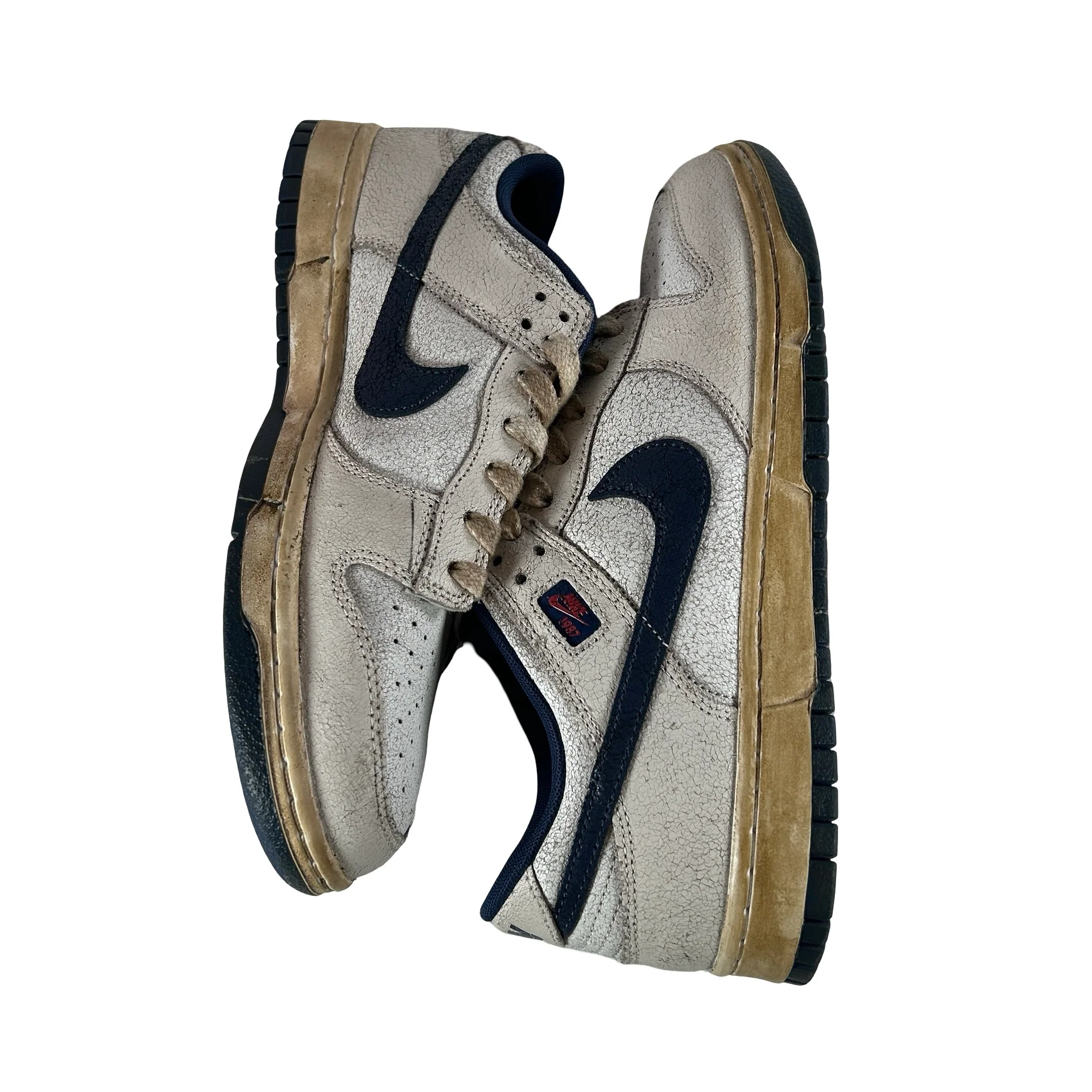 IH6766 001 Nike Dunk Low Stranger Things Phantom [USED] - 9 M (Used) - Image 5