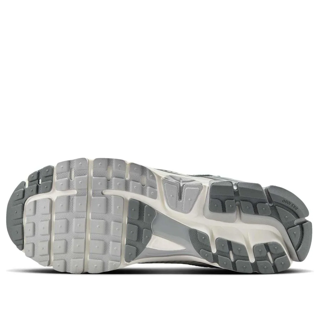 IM2219 121 Nike Zoom Vomero 5 Metallic Silver - Image 5