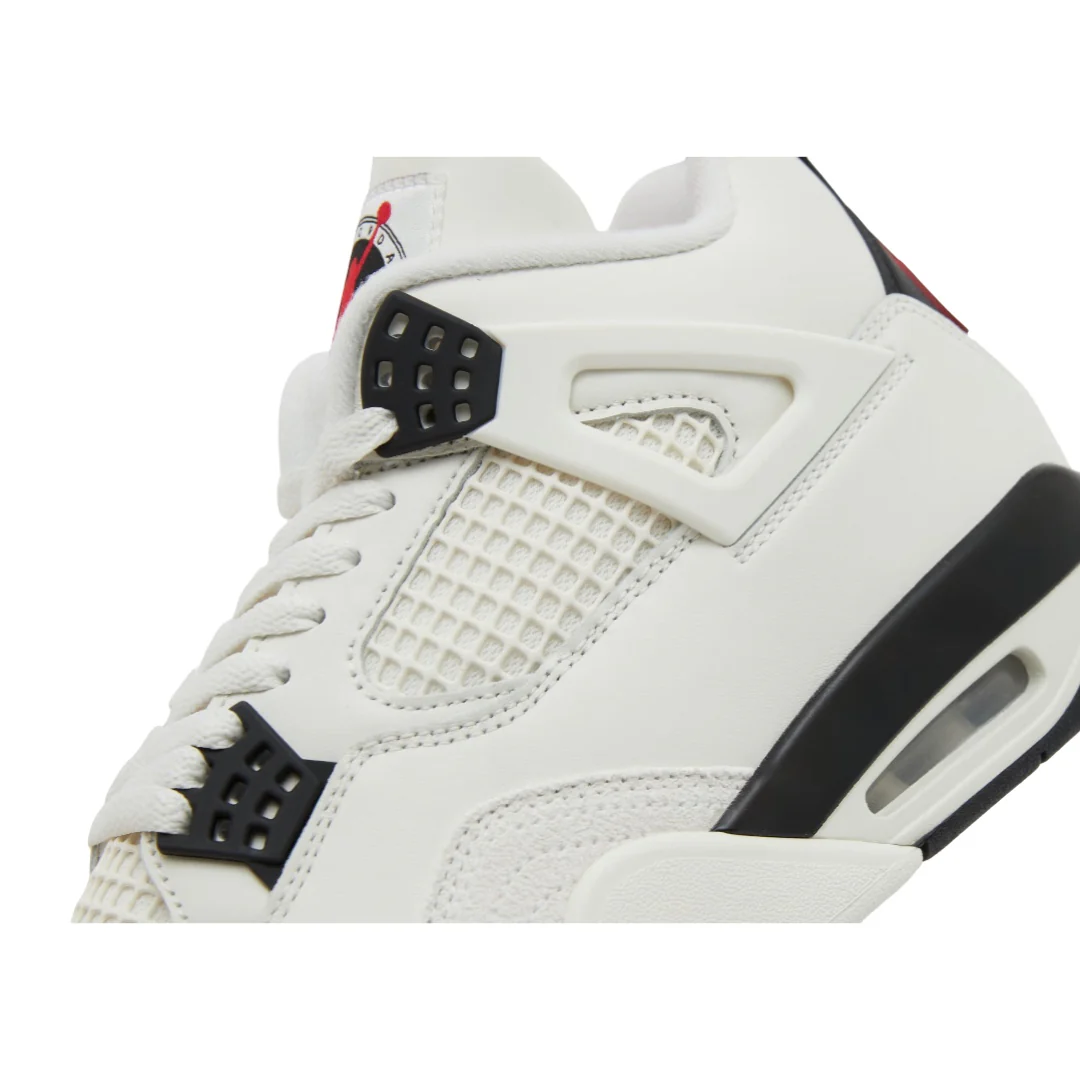 IM4002 100 Air Jordan 4 Retro OG Flight Club - Image 3