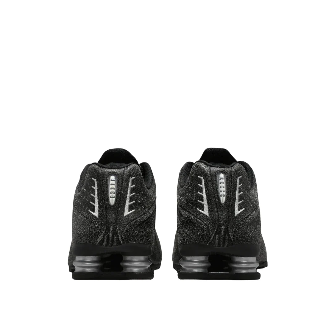 IO4544 002 Nike Shox R4 Black Distressed Leather - Image 3