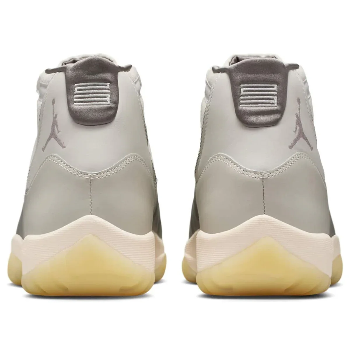 IQ3459 072 Jordan 11 Retro Tokyo - Image 4