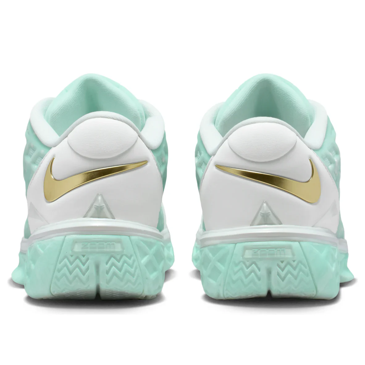 IX2017 100 Nike Kobe 3 Low Protro CHBL - Image 4