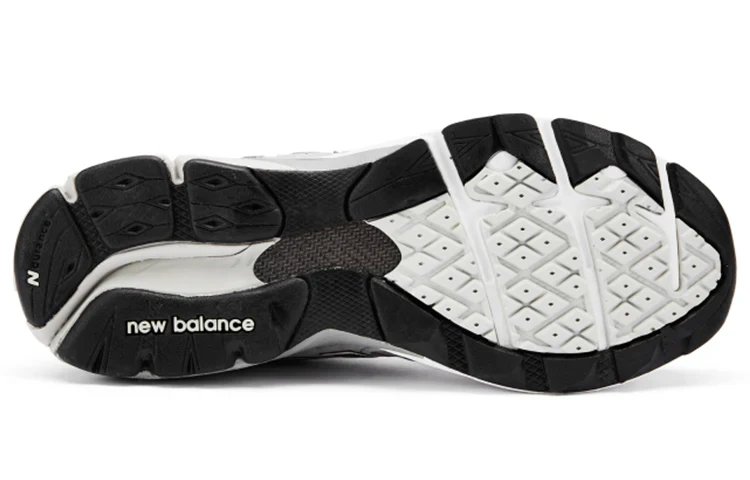 M990GY3 New Balance 990v3 MiUSA Grey - Image 5