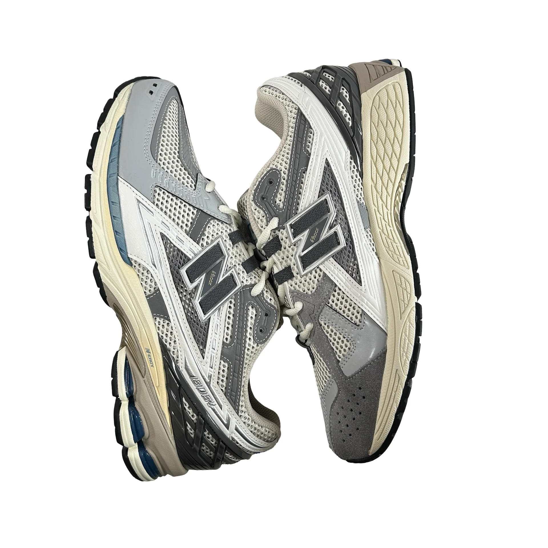 U1906NA New Balance 1906U Raincloud Magnet [USED] - 11 M (VNDS) - Image 4