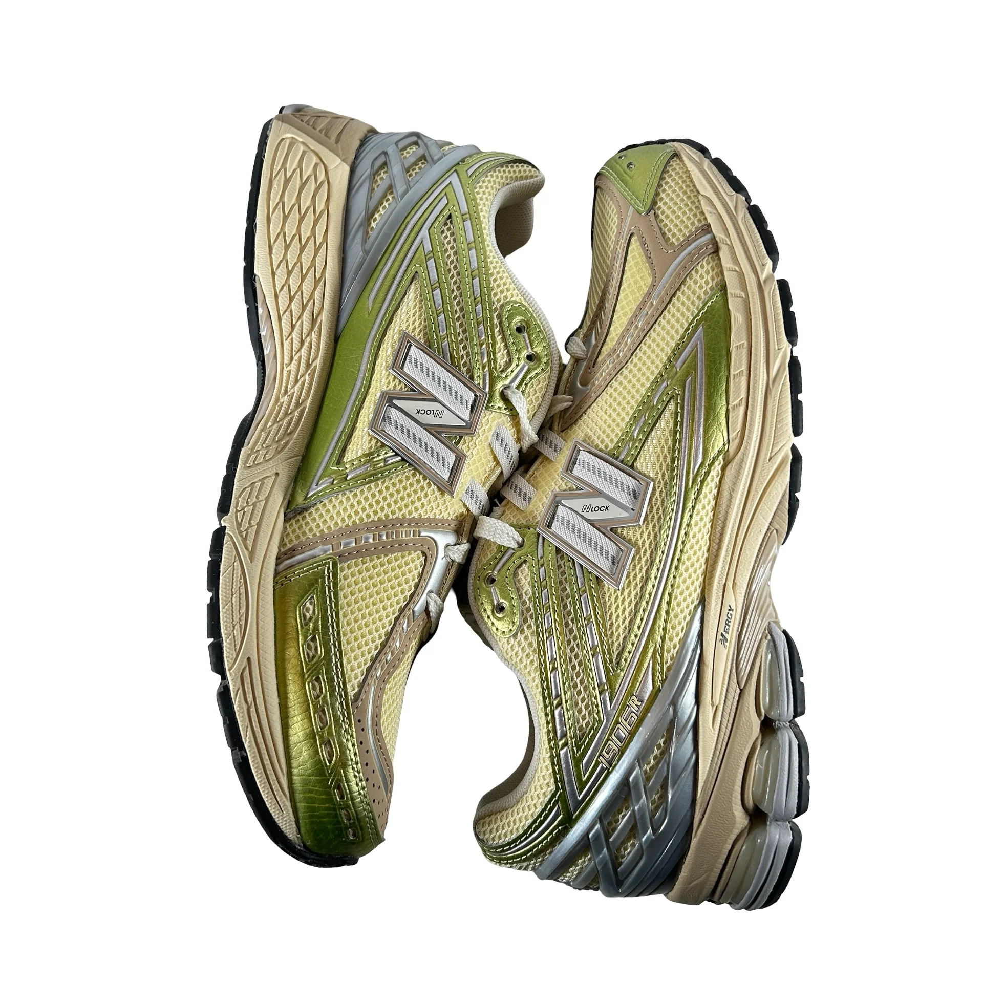 U1906RND New Balance 1906R Yellow Parchment [USED] - 10 M (Used) - Image 4
